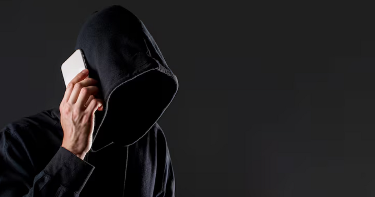 Идет новый тренд: мошенники крадут аккаунты россиян через звонки Эксперты Solar AURA предупреждают о новом спосо...