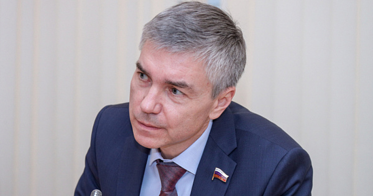 Однако депутат сам подал заявление о выходе из ...