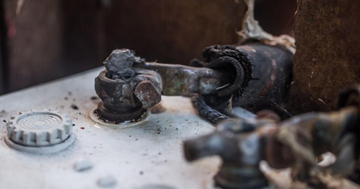 Не наждачка и не болгарка: 4 способа, как убрать ржавчину без усилий - никакого волшебства, лишь наука Появление рыжих пятен на металле — проблема, зн...