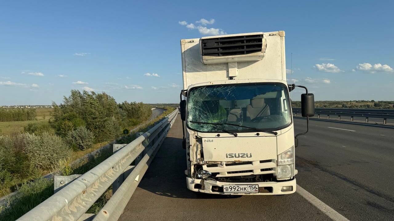 Смерть на трассе: прокуратура проводит проверку обстоятельств гибели 2 велосипедистов в Самарской области На трассе в Волжском районе грузовик Isuzu двух...