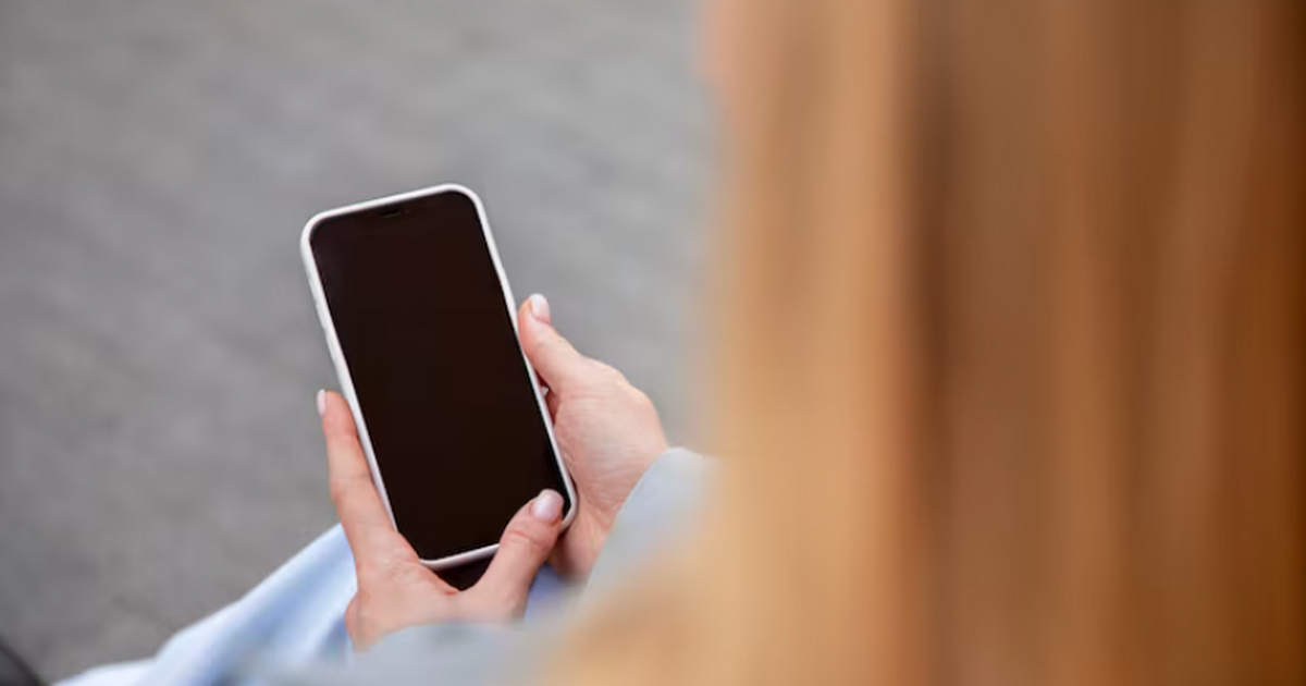 В России начал действовать закон, ограничивающи...