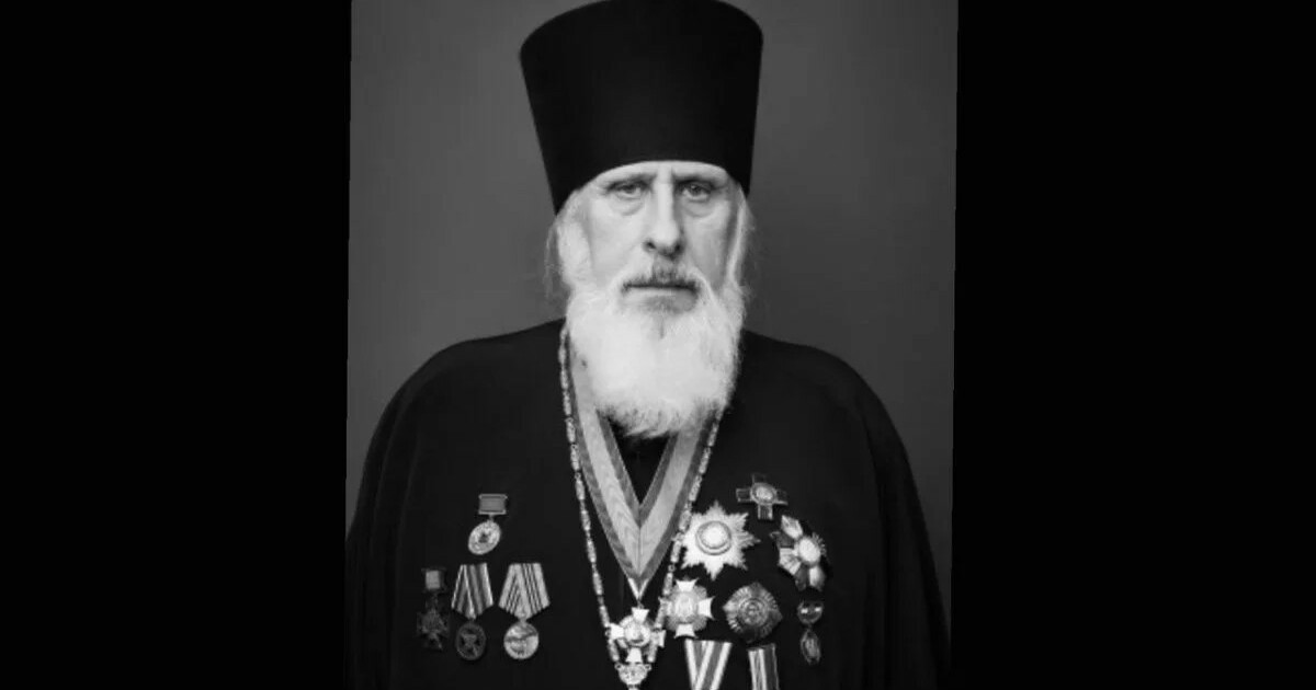 При его участии и по его инициативе были открыт...
