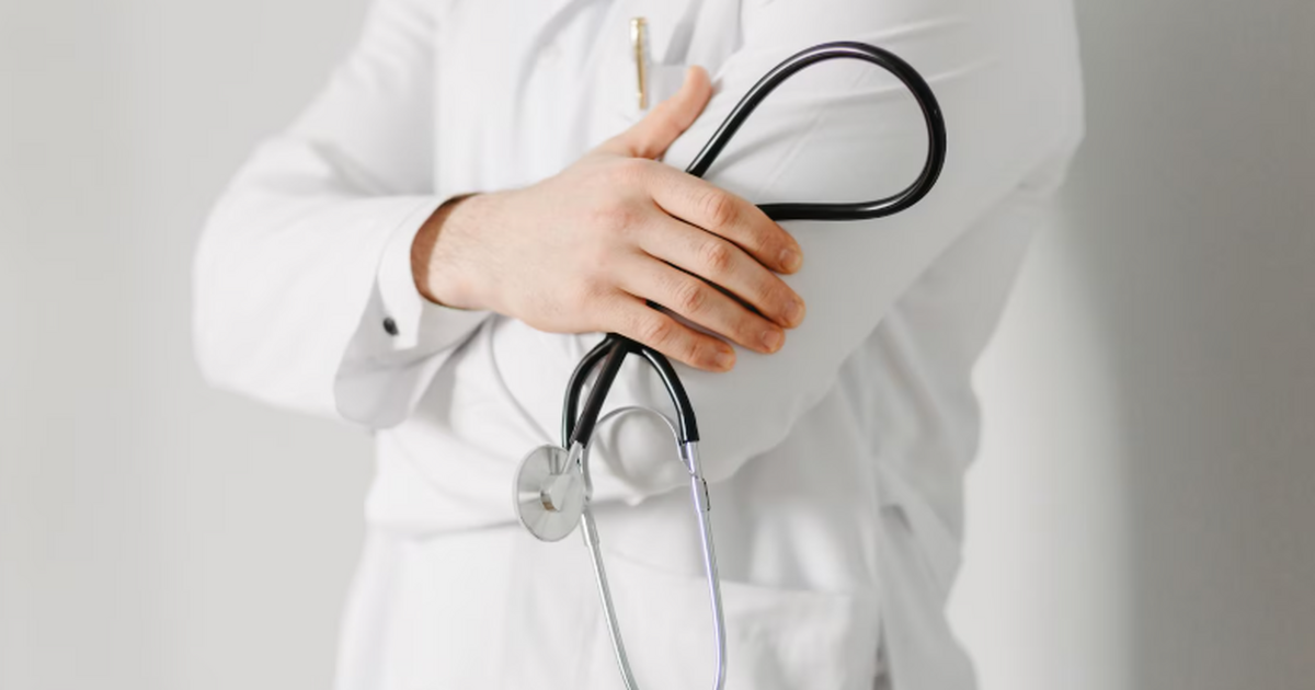 Врач Абдуллаев рассказал, как снизить риск заражения гепатитом С Врач Абдуллаев объяснил, как защититься от гепа...