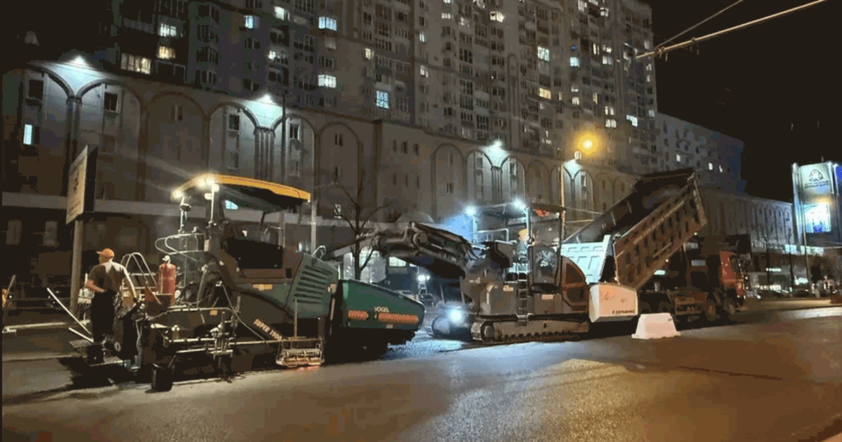 Одновременно строится дублер Московского шоссе ...