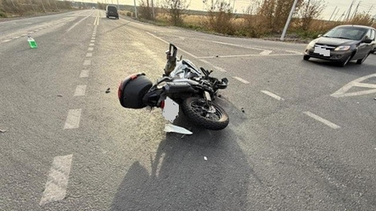 За сутки в Самарской области произошло 5 ДТП, выявлено 438 нарушений 3 из 5 ДТП произошли с участием двухколесного т...