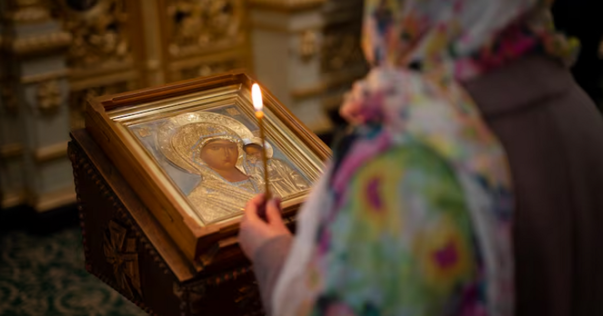 Старые иконы выбрасывать нельзя: священники объяснили безопасные способы В Пензенской епархии рассказали, как верующим с...