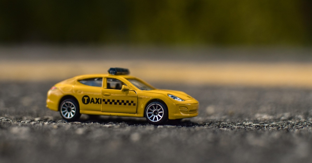 Для масштабного внедрения беспилотного транспор...