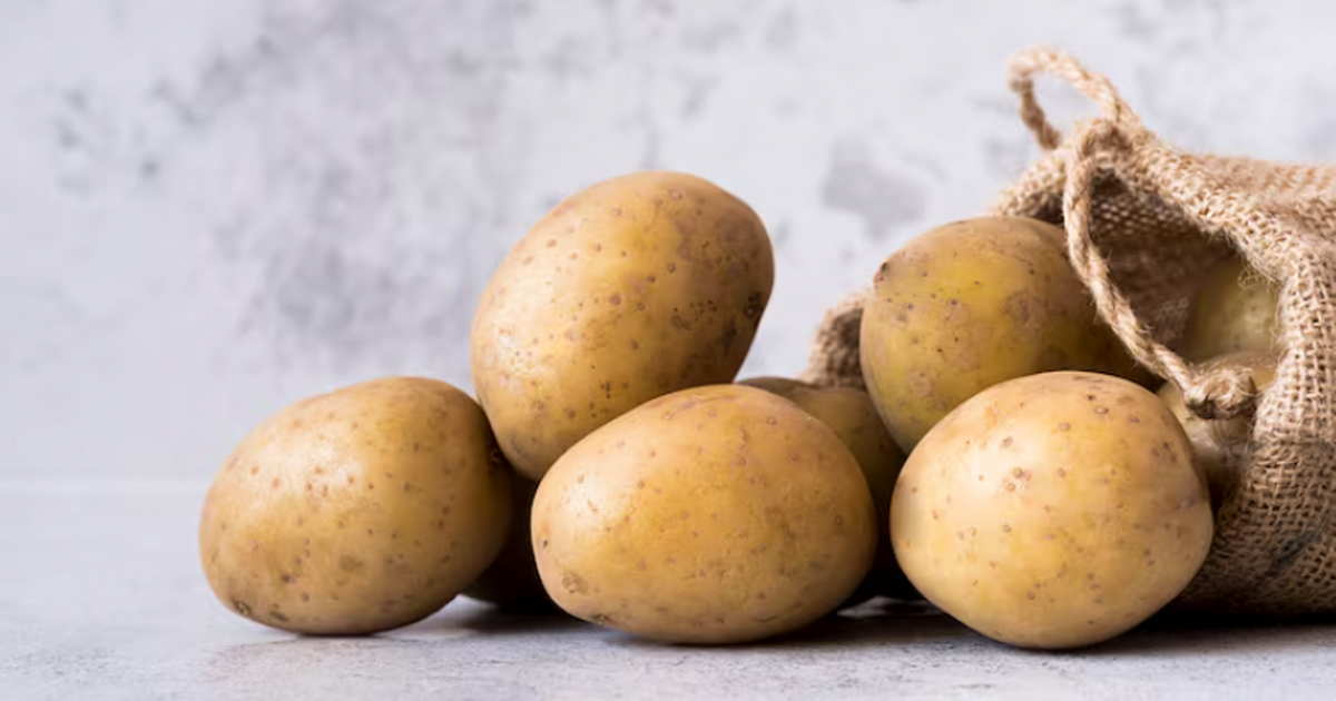 На МКС астронавт Дон Петтит показал картофель с...