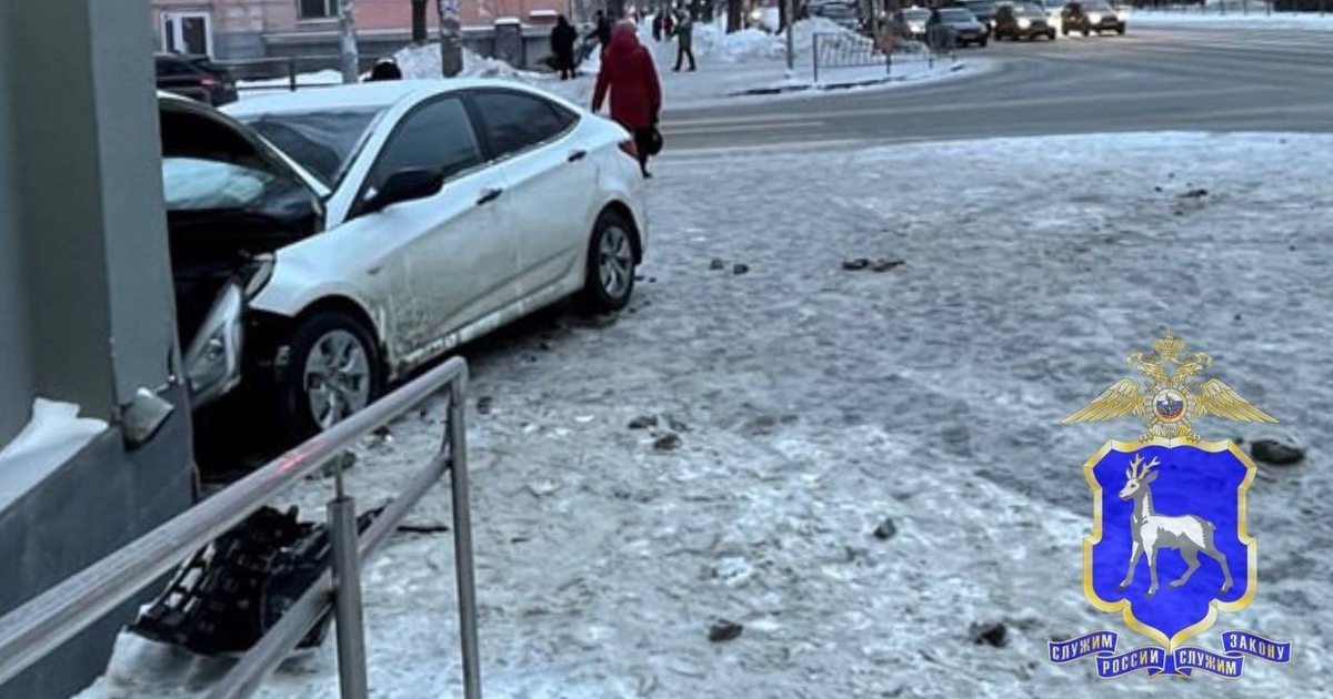 За сутки 9 января в Самарской области в ДТП погибли 3 человека В Советском районе Самары Hyundai Solaris въеха...