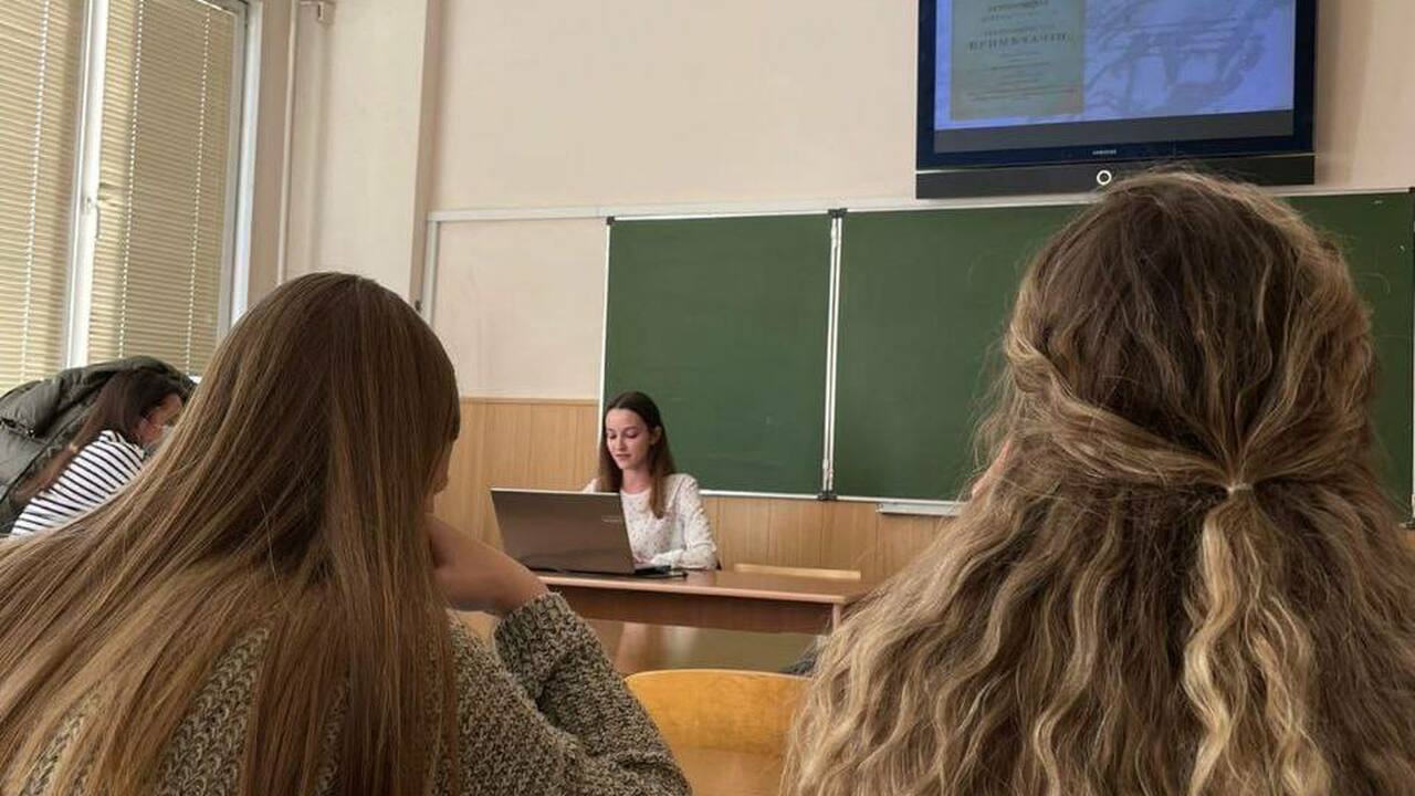 В школах убирают из расписания важный предмет с 1 сентября: ученики скачут до потолка от счастья, учителя разводят руками Начиная с 2025 года, система образования в Росс...