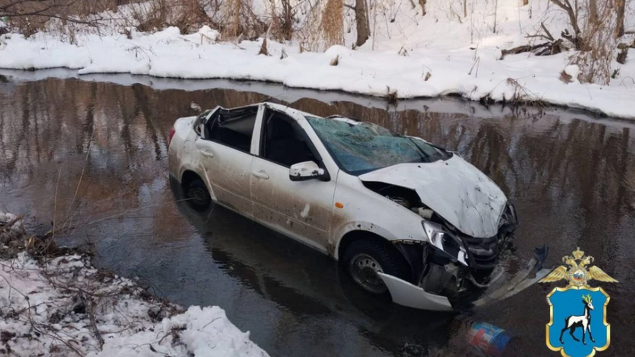 В Сызрани водитель автомобиля Lada Granta вылет...