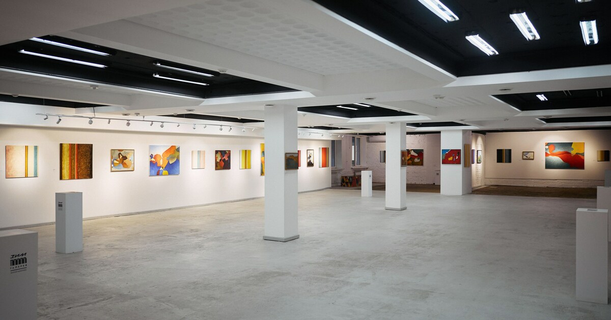 В программе -лекции, экскурсии, концерты и выст...