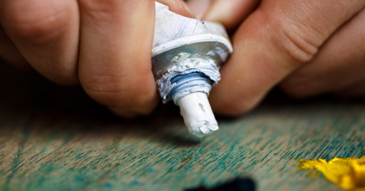 Супер-клей стал «водой»? Этот трюк вернет ему б...