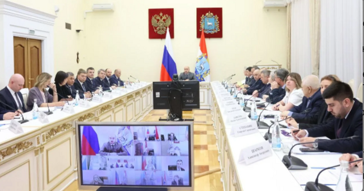 Это решение было принято на оперативном совещан...