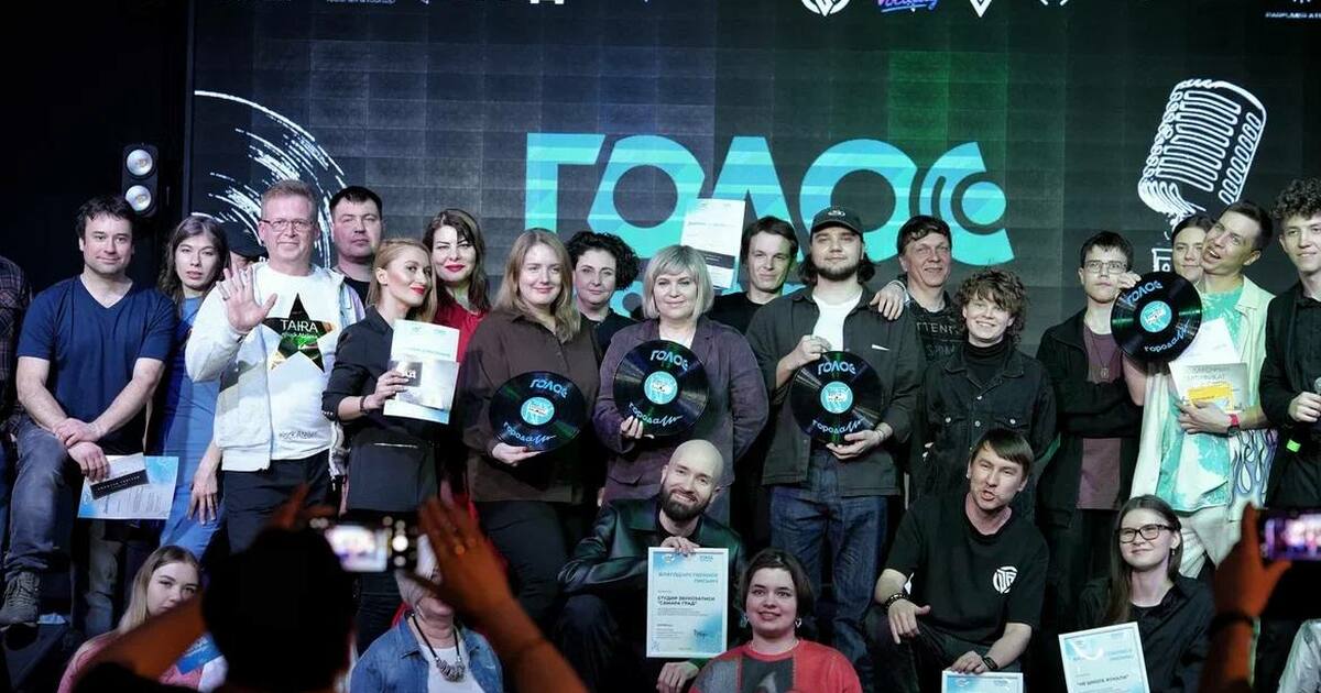 В самарском фудкорте «Пикчерс» прошёл музыкальн...