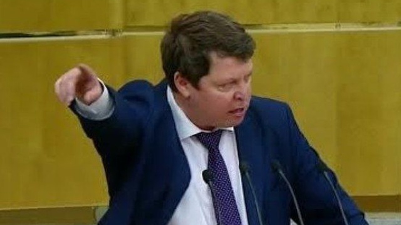 Он считает это примером избирательного применен...