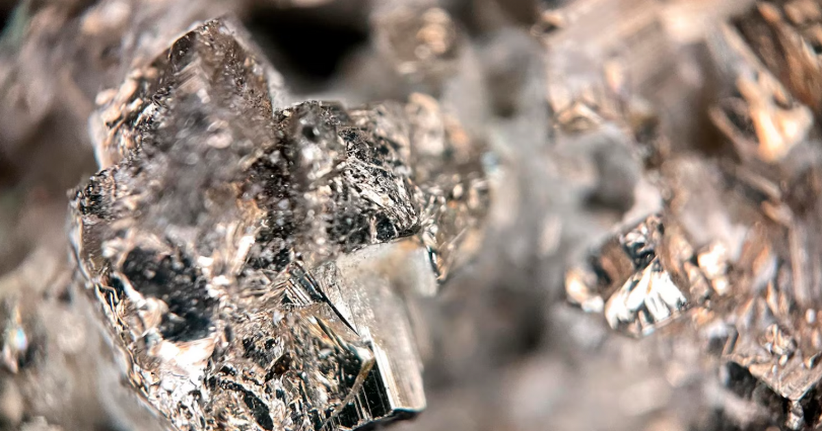 Ученые показали, что серебряное нанопокрытие по...