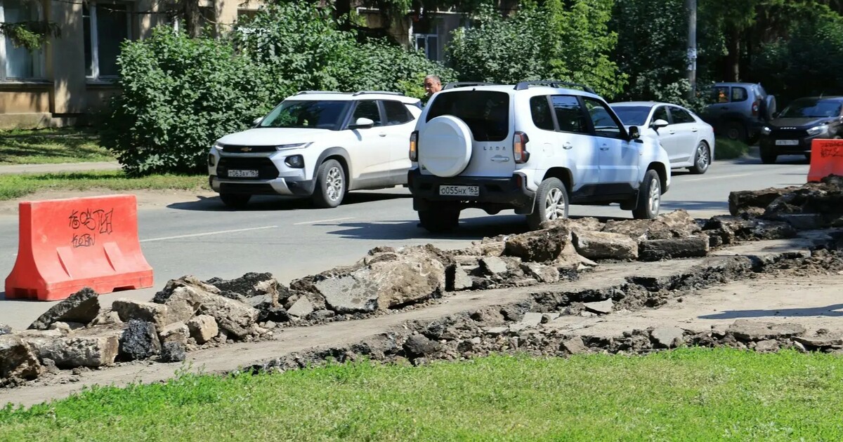Ход работ в Красноглинском районе проверил глав...