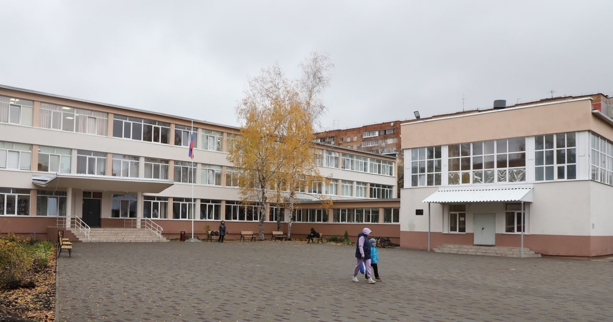 В Самаре впервые за 60 лет капитально отремонтировали школу №28 за 105 млн руб В Самаре завершился капитальный ремонт школы №2...