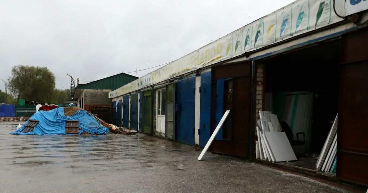 В Самаре снесли более 200 незаконных ларьков, осталось менее десяти Для унификации новых объектов подготовлен дизай...