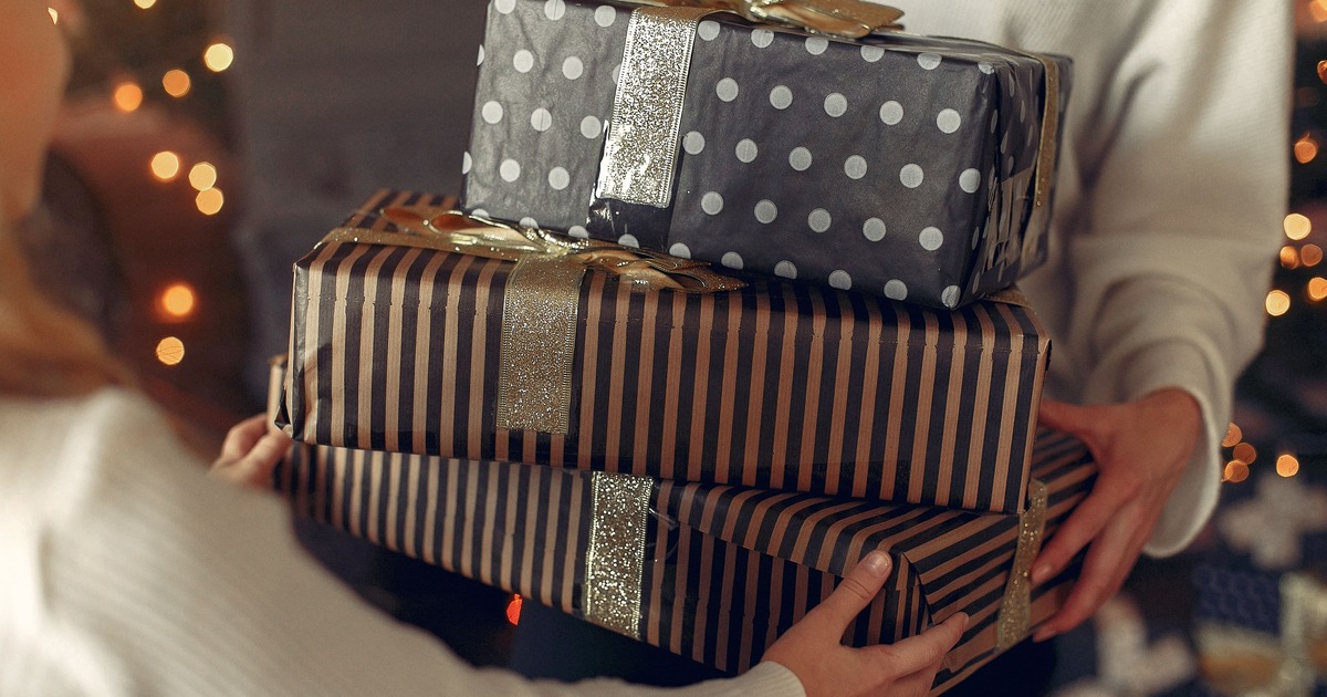 Не знаете, что подарить близким, друзьям или ко...