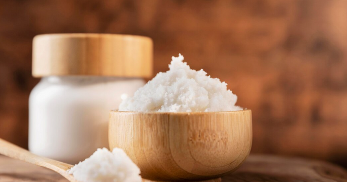 В старой квартире с ледяной водой бабушка Надеж...