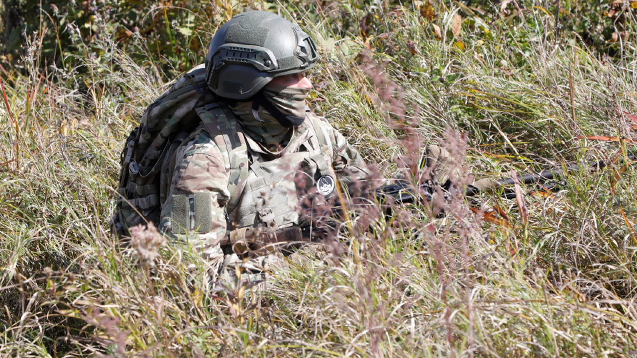 В связи с успешным набором военных по контракту...