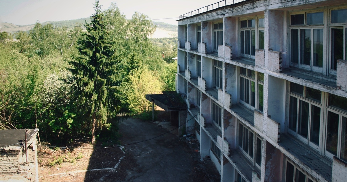 Иск о возврате имущества в госсобственность под...