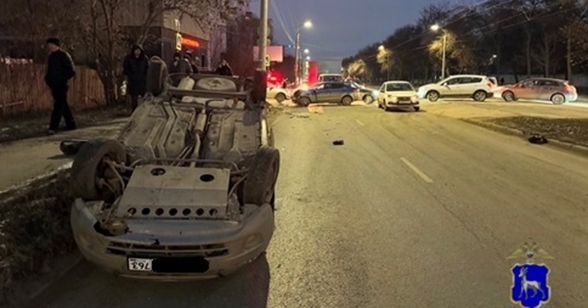 В Самаре Granta с девушкой перевернулась после жёсткого удара с Kia Серьёзное ДТП произошло во вторник, 9 декабря, ...