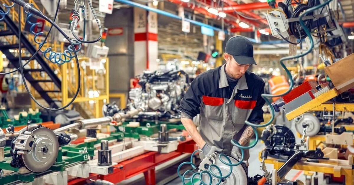 Столица является крупнейшим в стране индустриал...