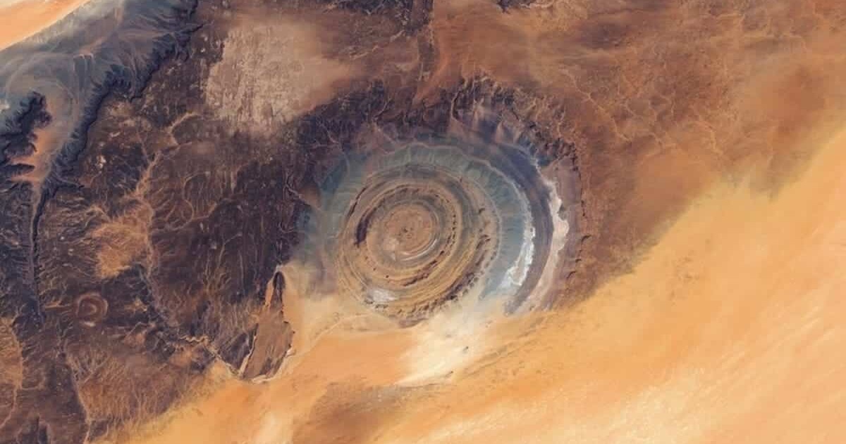 Изначально ученые считали, что структура может ...