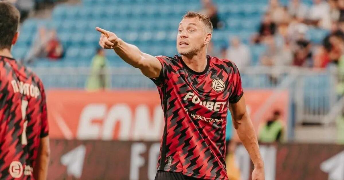 ОБ этом сообщил главный тренер команды Заур Тадеев