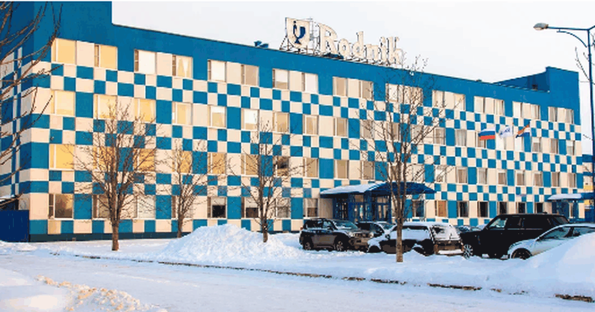 Производственная площадка при этом продолжает р...