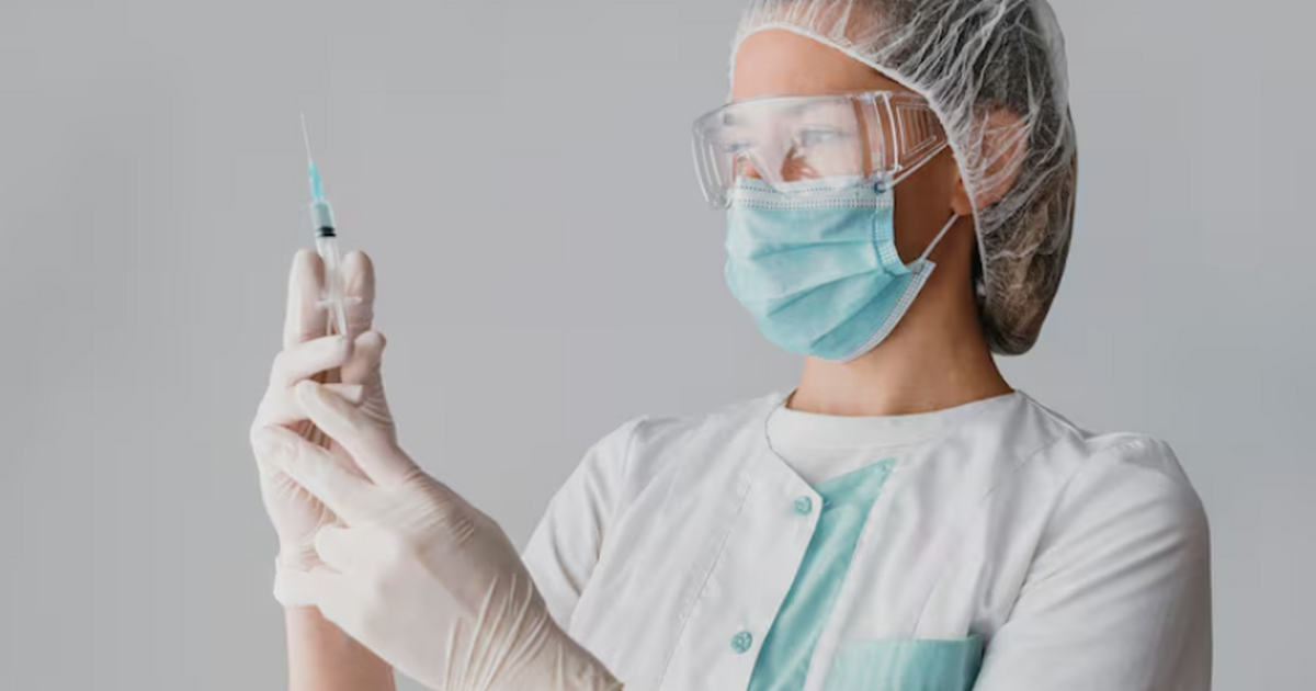 Пациенты в РФ смогут получать лечение онковакцинами по ОМС В России онковакцины включили в программу ОМС. ...