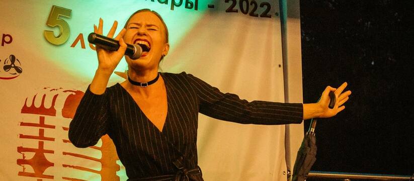Самарская певица Таня Брайт рассказала о своём творческом начале: "В 11 лет я написала свою первую песню"