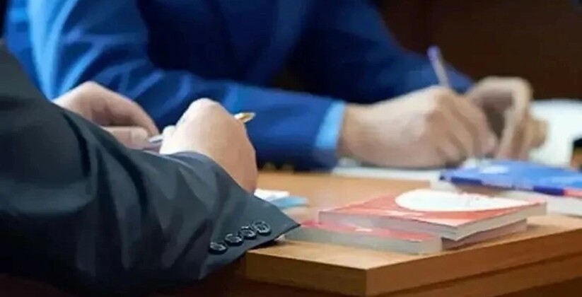 Женщину восстановили на прежнем рабочем месте, ...