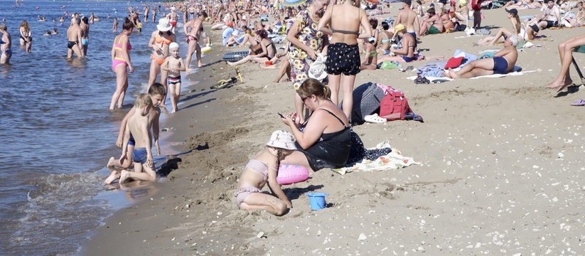 Эти привычки на пляже тут же выдают низкий интеллект девушки
