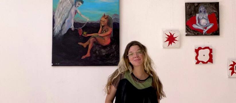 На Кипре прошла выставка картин самарской художницы Юлии Кан: «Сколько я себя помню — столько и рисую»