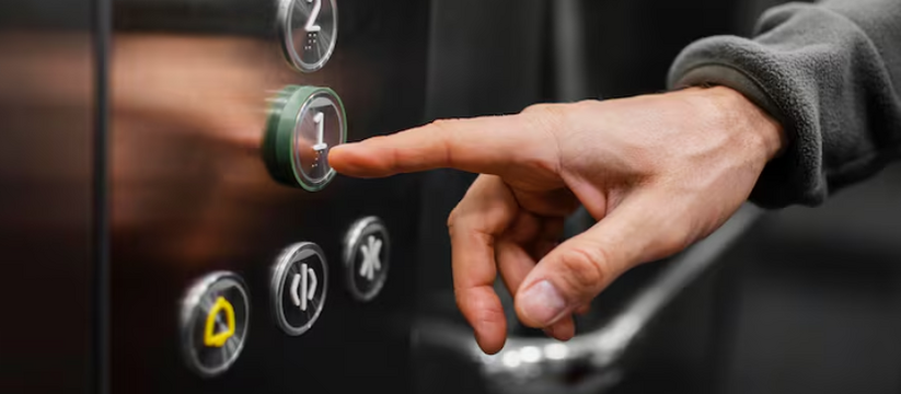 В Самаре в 2026 году заменят лифты в 183 домах: опубликован список В Самаре в 2026 году проведут масштабную замену...