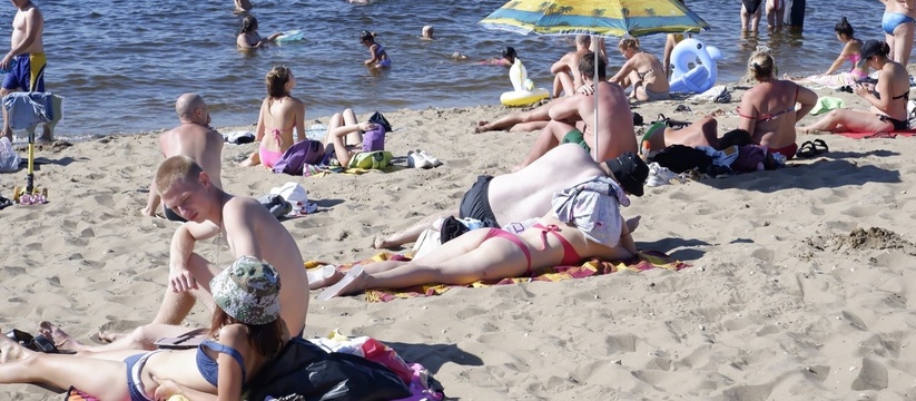 Вот и всё: туристов огорчили запретом на купание в море