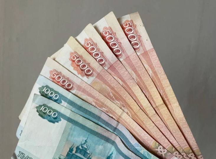 Выплаты и пособия выросли на 5,6 %: Что изменилось для россиян с февраля 2026 года