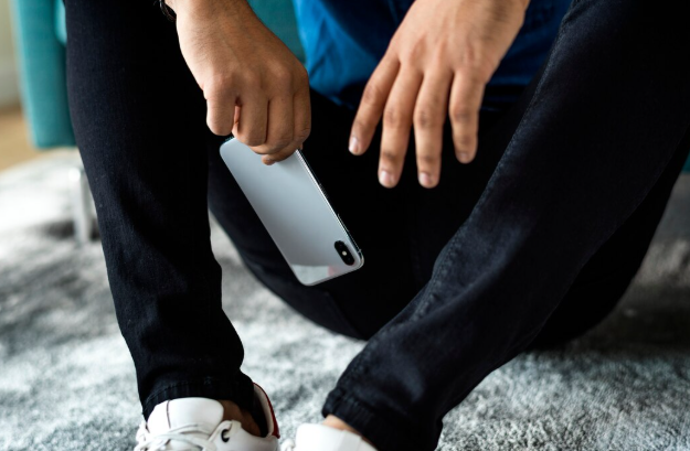 Одна серьезная фраза - и мошенники роняют трубку: реальный способ защитить себя от обмана