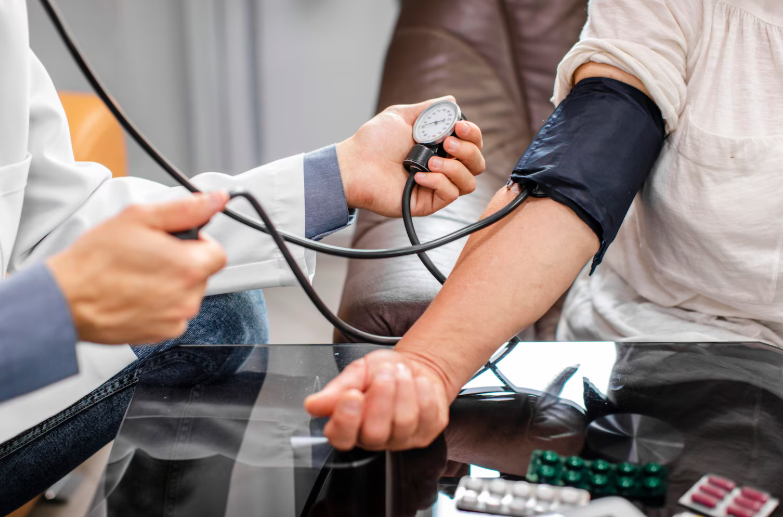 Препарат от давления рилменидин может замедлять старение, показало исследование