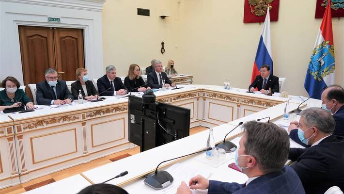 Губернатор Азаров утвердил постановление о смягчении COVID-ограничений в Самарской области