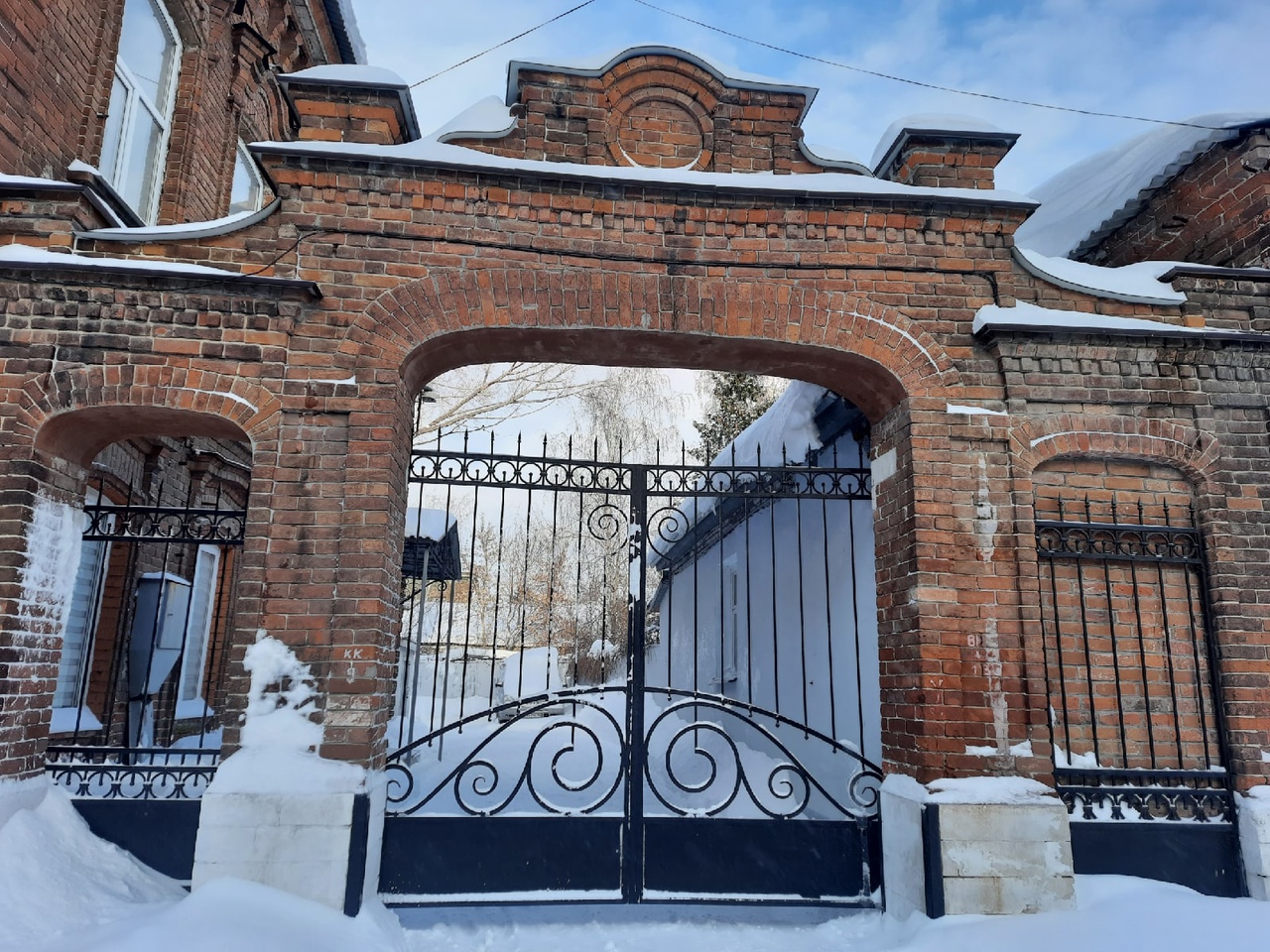 Министерство обороны официально передало старейшее здание Самары на Толстого Почте России