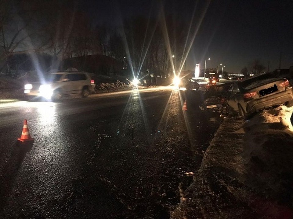 В Самаре в Кировском районе водитель пострадал в ДТП с тремя автомобилями