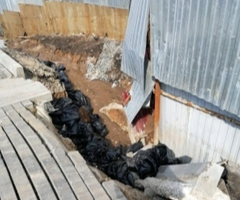 В Самаре подрядчик восстановит разрушенную плитку тротуара у школы №26 на Пятой просеке