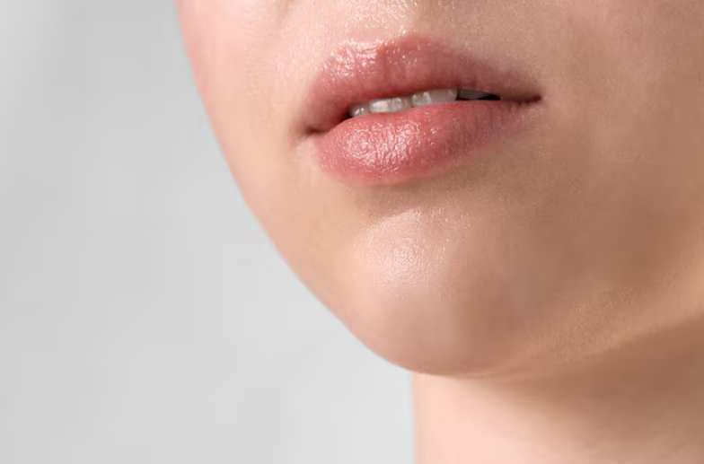 Прошла эволюция: вирус герпеса живет с человеком более 2800 лет