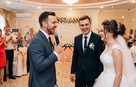 ТОП-10 лучших ведущих на свадьбу в Самаре: рейт...