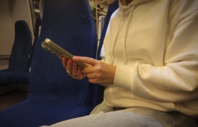 Мошенники в два раза чаще стали звонить по слож...